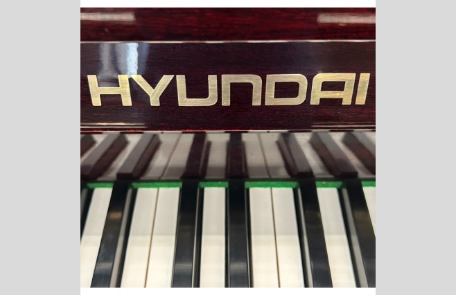 Hyundai Polished Wine Mahogany 108 Upright Piano, Used - All Inclusive Premium Package (SN:HHA01320) - Image 5